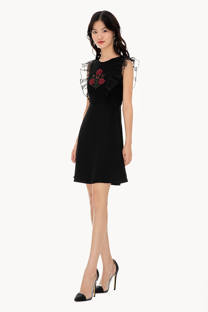 Đầm phối sheer thêu hoa lớn