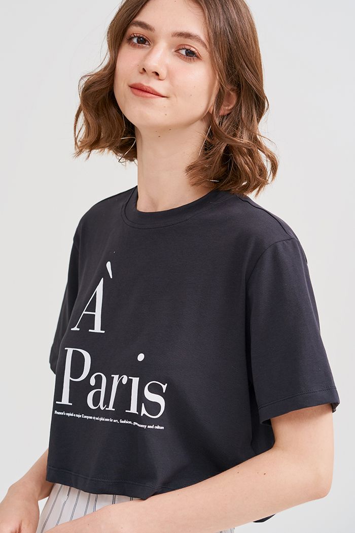 Áo thun croptop in slogan A Paris