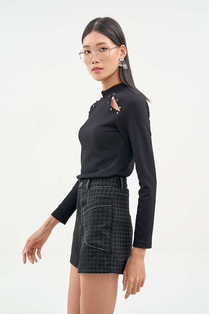 Quần short bố diễu chỉ nổi túi kiểu