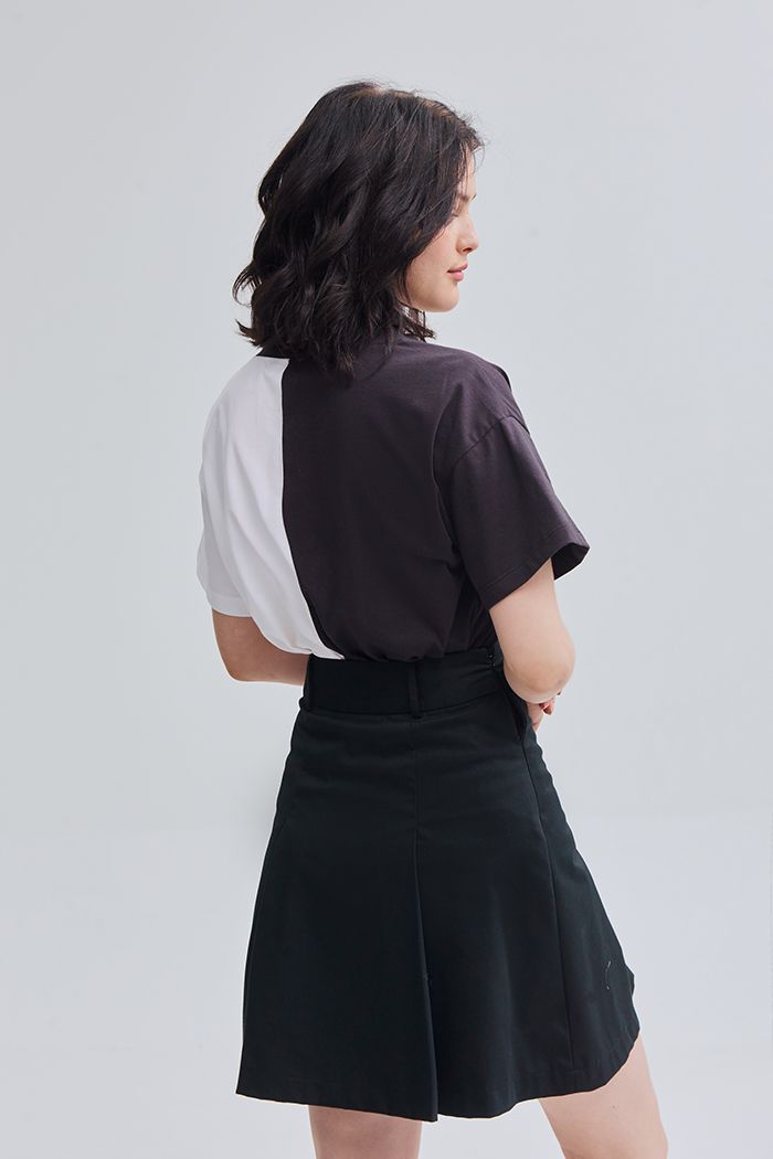 Váy A ngang gối nhấn 4 nút