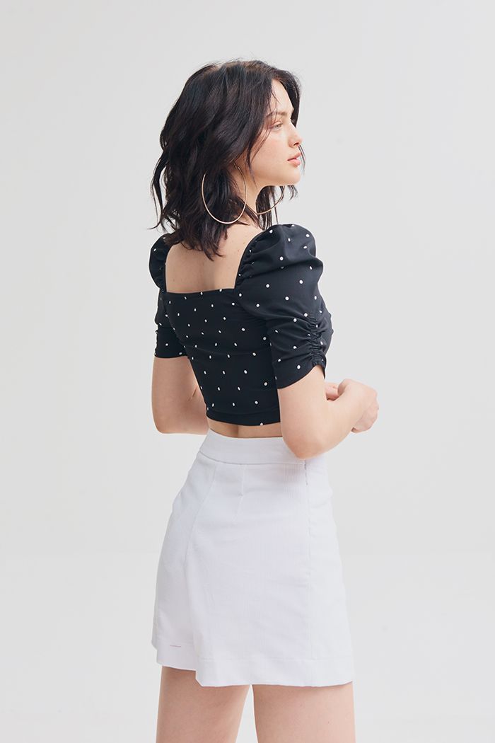 Áo crotop cổ queen rút nhún giữa ngực