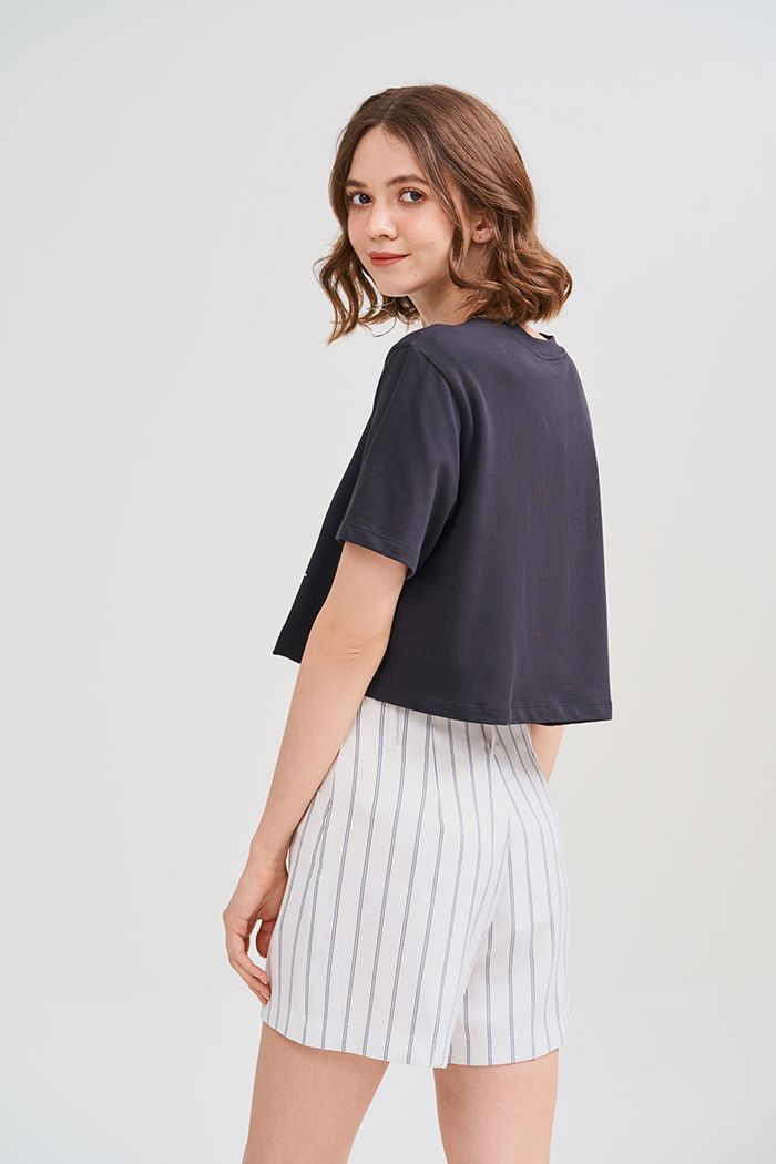 Áo thun croptop in slogan A Paris