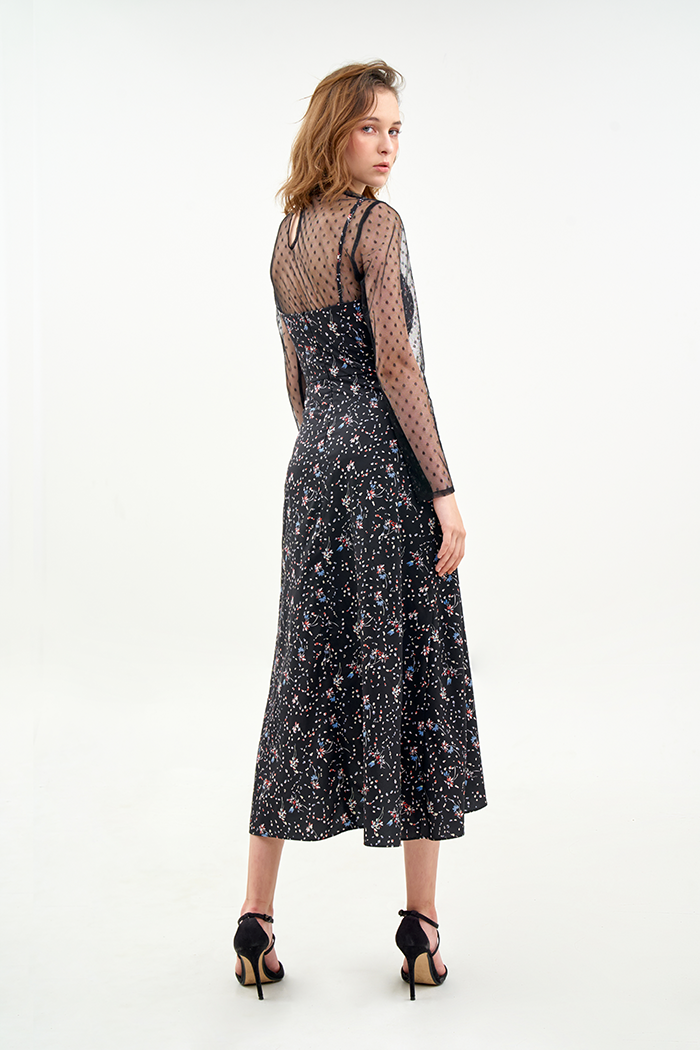 Đầm 2 dây midi rút nhún tùng in hoạ tiết fw19