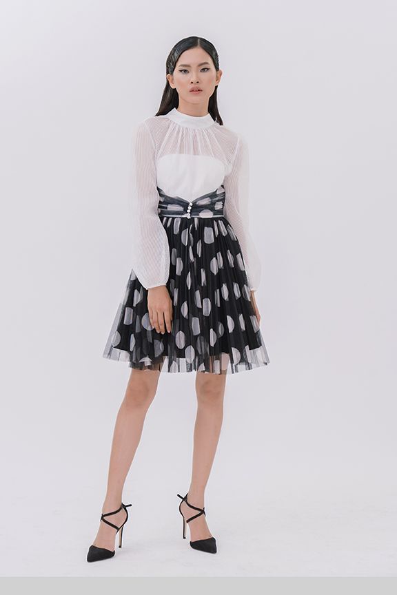 Đầm sheer chấm bi tùng dập li