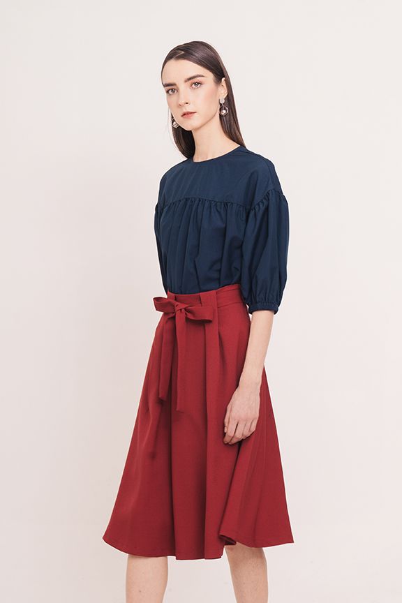 Váy midi xếp li kèm nơ