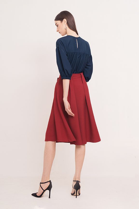 Váy midi xếp li kèm nơ