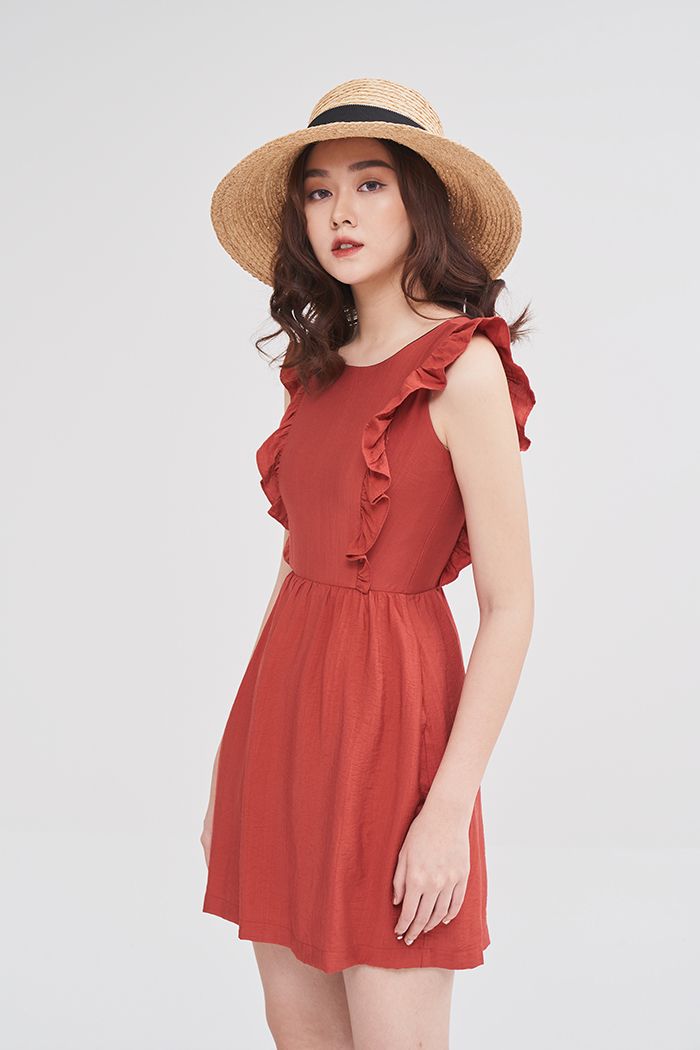 Đầm sát nách cập bèo QT25D