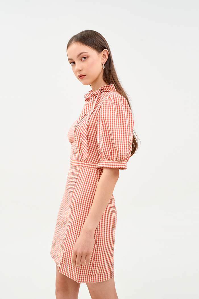 Đầm caro cutout cột nơ