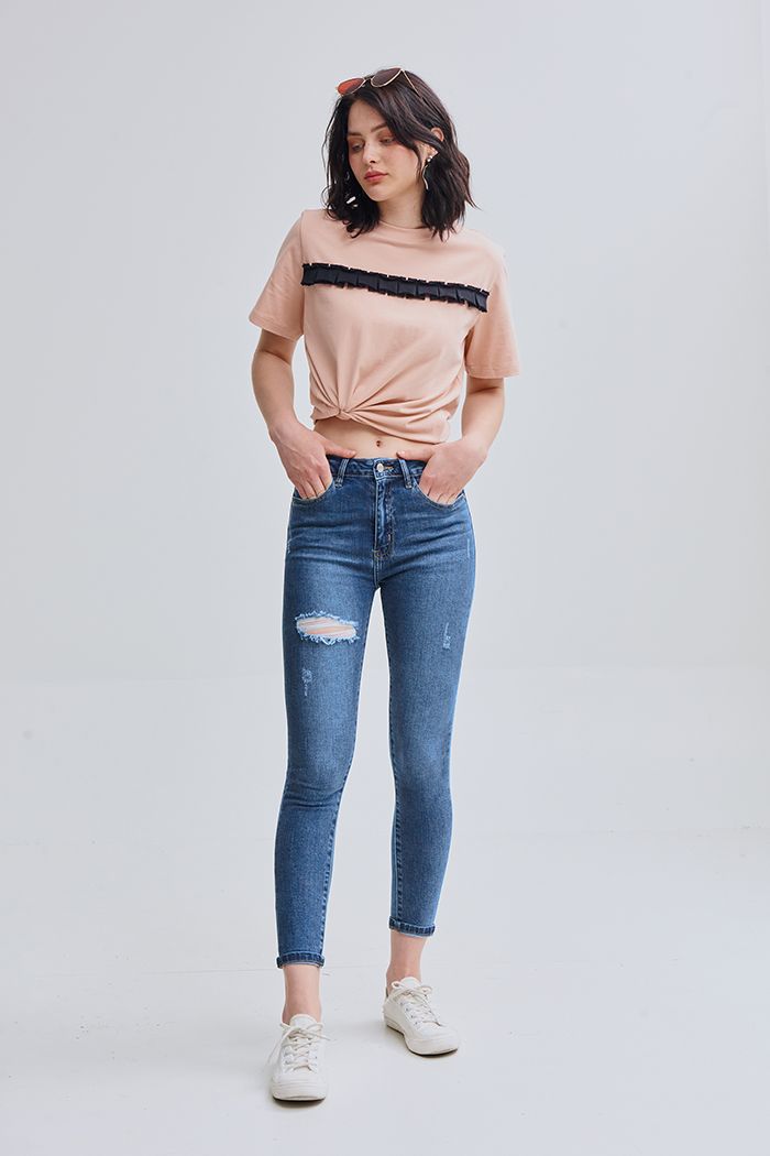 Áo thun kẹp bèo nhỏ ngang ngực