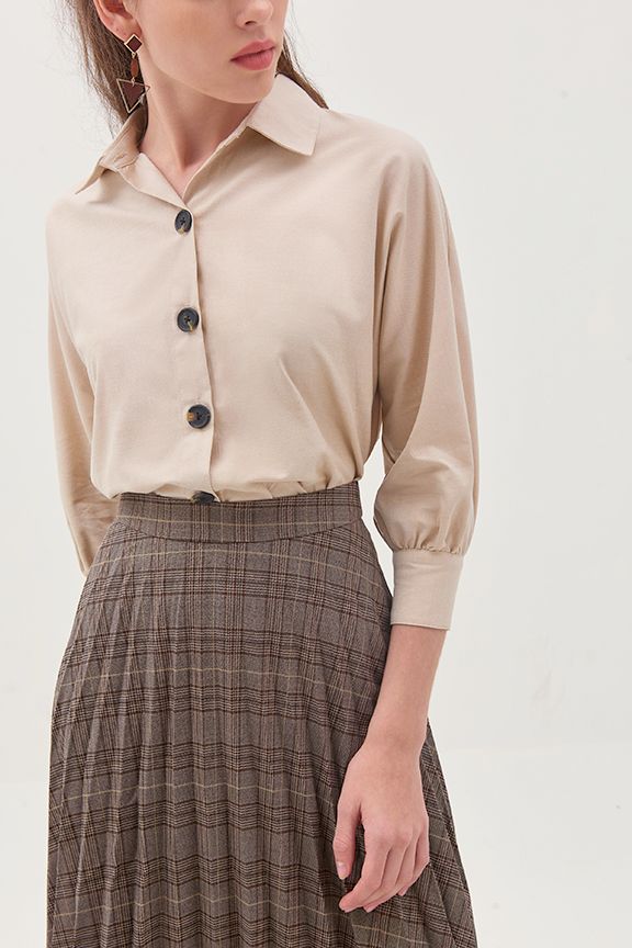 Áo sơmi linen tay dài nhấn nút