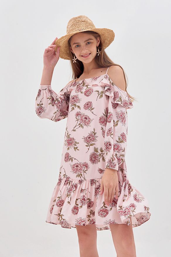 Đầm hoa bèo ngực 2 dây tay dài