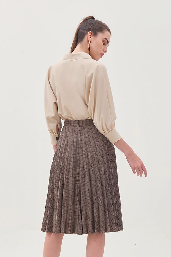 Áo sơmi linen tay dài nhấn nút