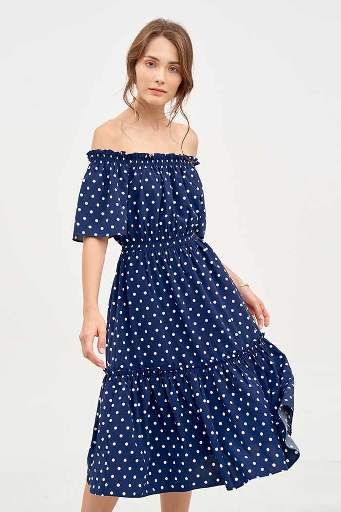 Đầm linen chấm bi midi rã tùng nhún thun
