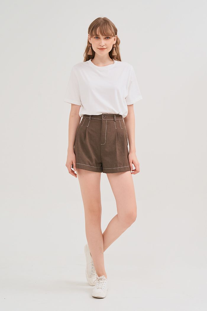 Quần short xếp 2 li diễu chỉ nổi