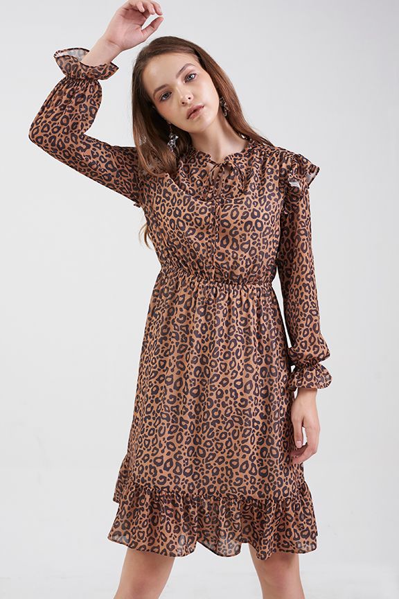 Đầm ngang gối in hoạ tiết prefall18