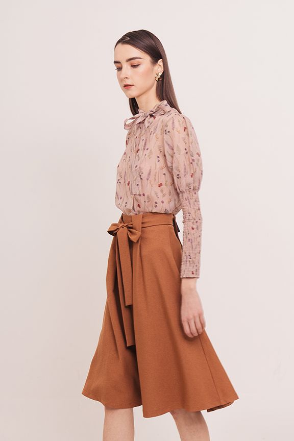 Váy midi xếp li kèm nơ