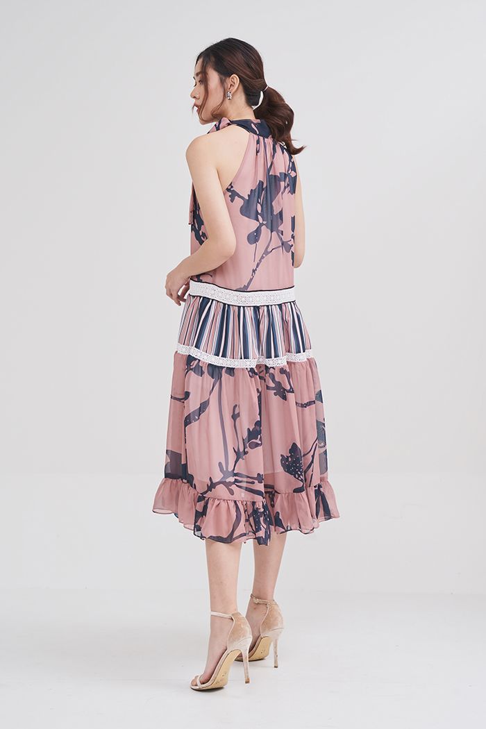 Đầm voan form suông phối ren nhiều tầng hoạ tiết ss19