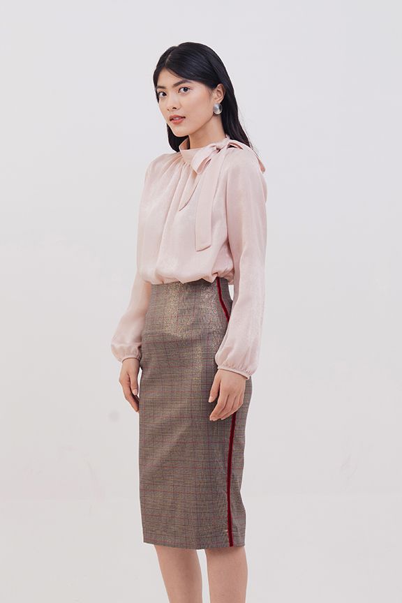 Váy caro ánh kim viền sườn