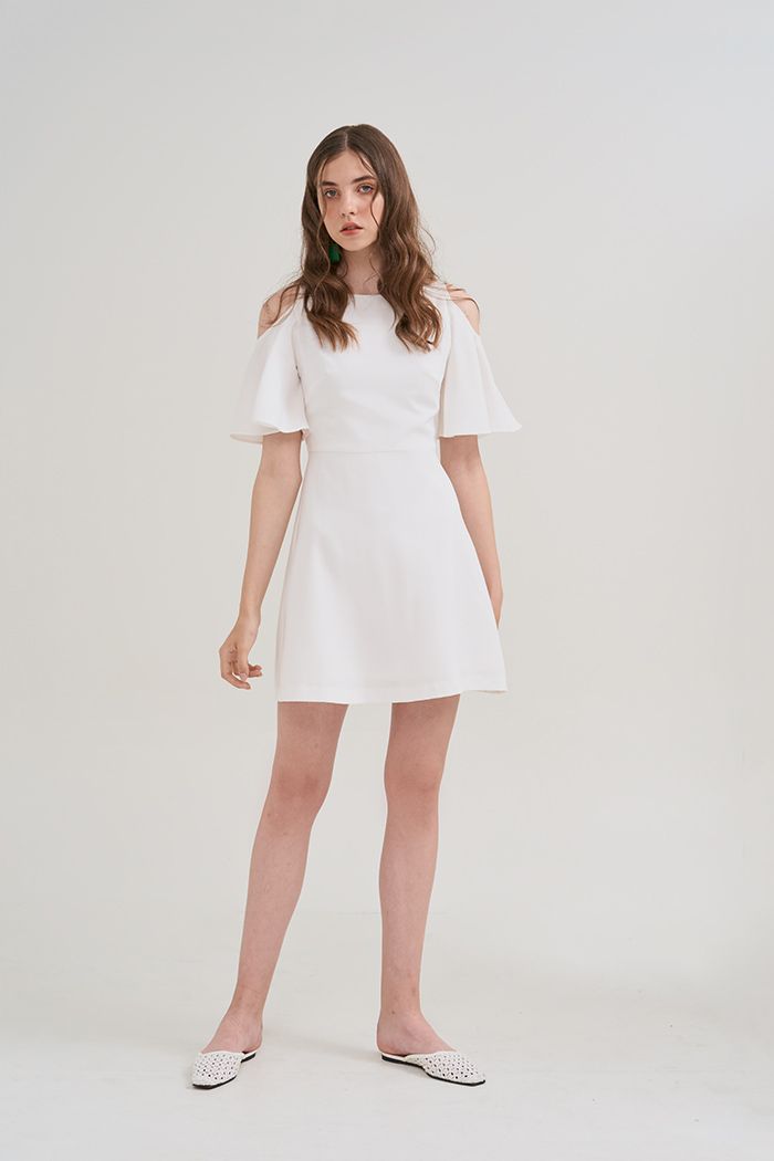 Đầm A cutout vai cột nơ sau