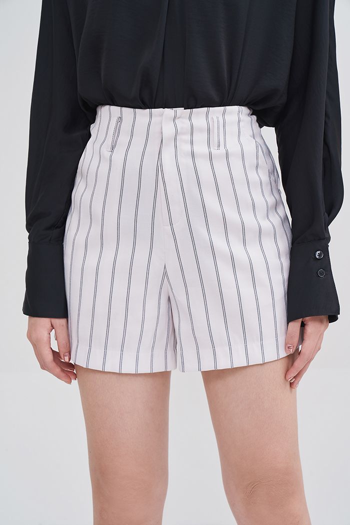 Quần short lưng liền sọc cơ bản