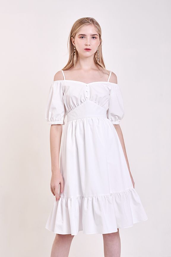 Đầm 2 dây tay lỡ bèo tùng