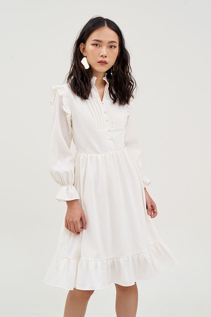 Đầm cotton tay lở nhún bèo xếp li ngực nút bọc