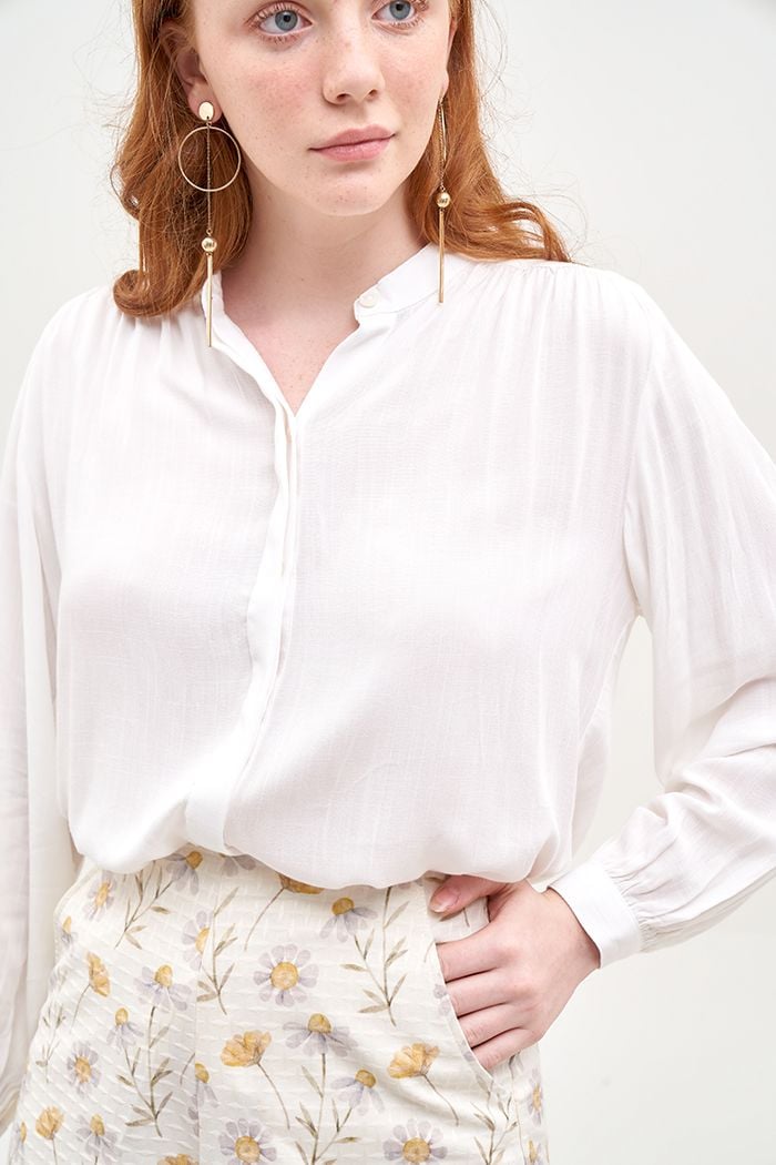 Áo sơmi linen mỏng tay dài dấu nẹp