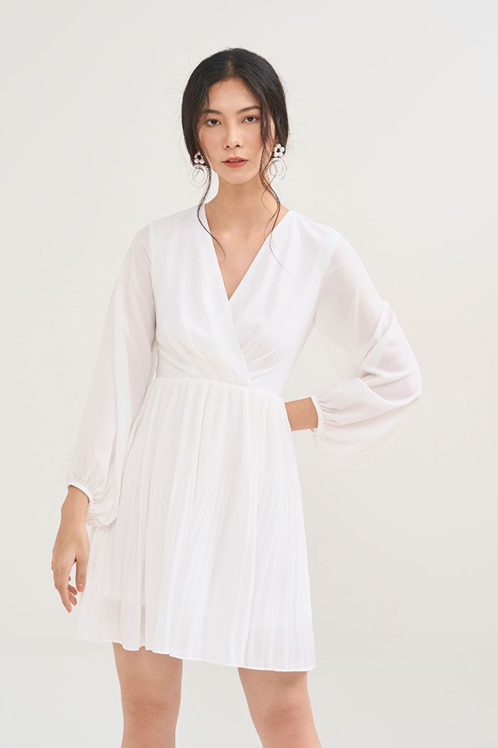 Đầm đắp chéo tay dài dập li tùng