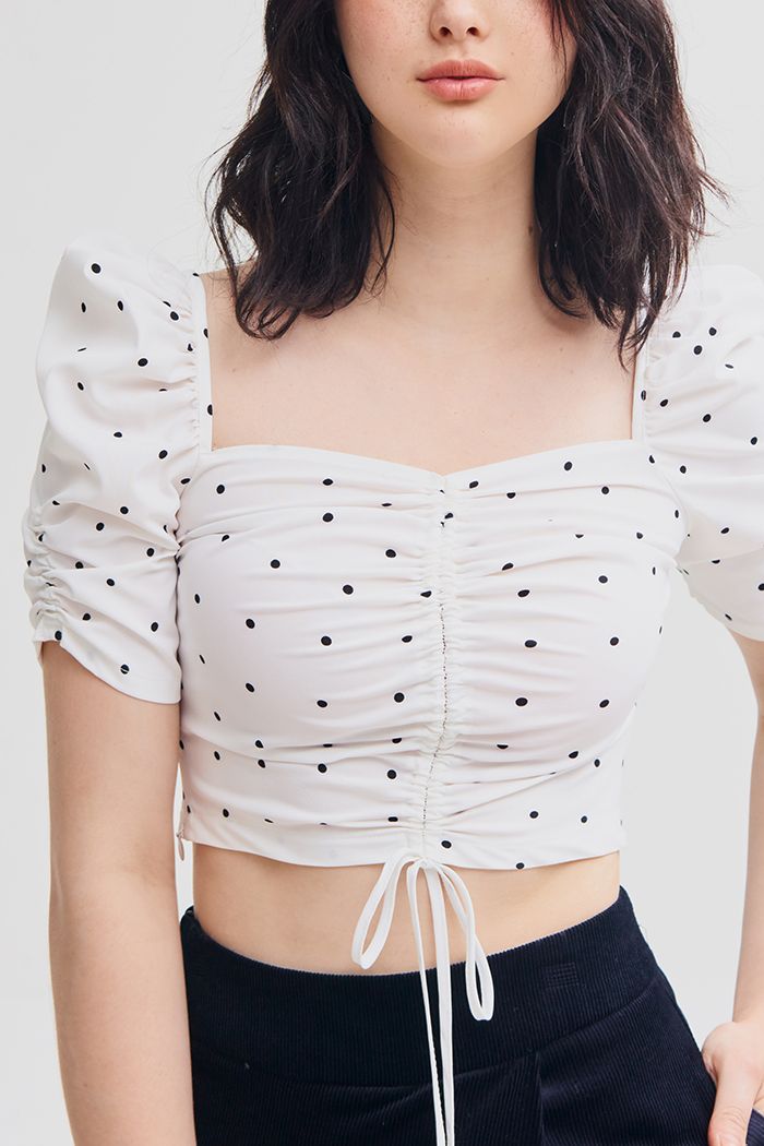 Áo crotop cổ queen rút nhún giữa ngực