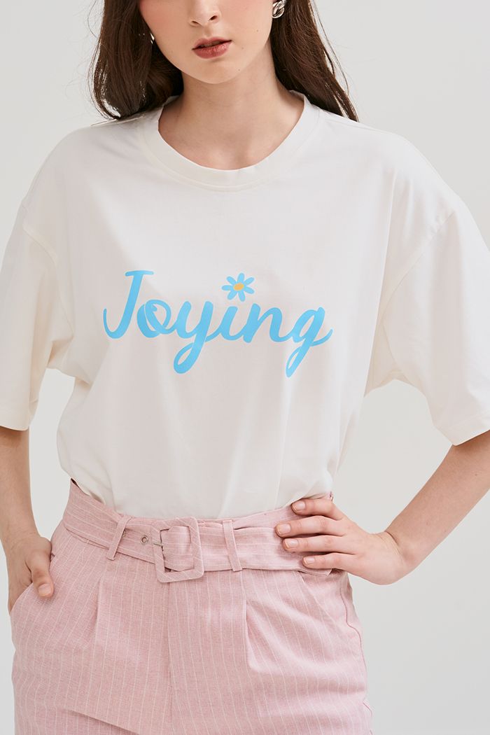 Áo thun oversize in slogan joying