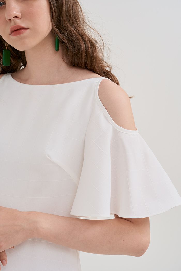 Đầm A cutout vai cột nơ sau