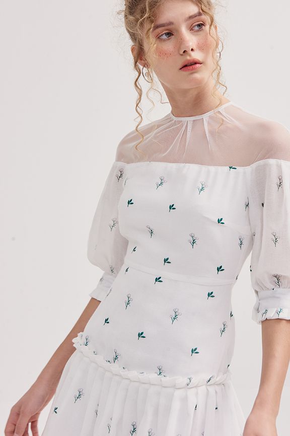 Đầm in hoạ tiếp spr19 rã tùng phối sheer