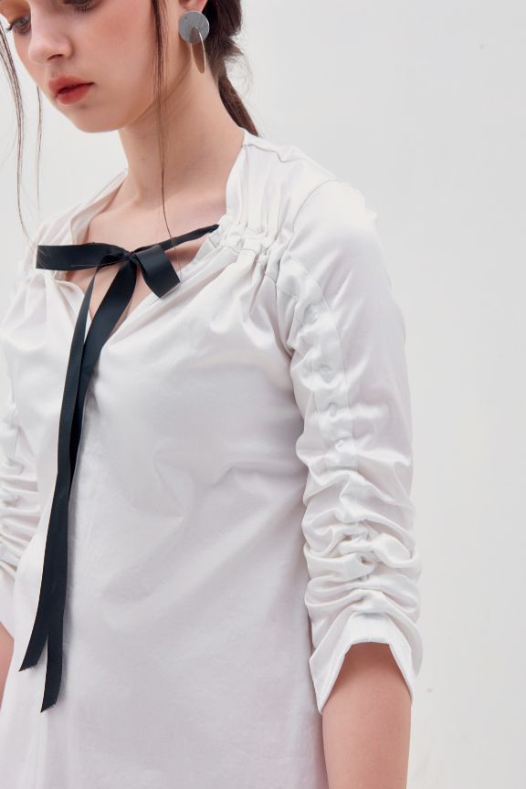 Đầm rút dây cổ tim form suông