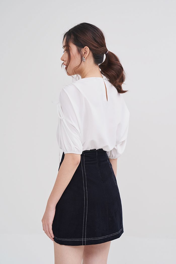 Áo cổ tròn rút dây tay lỡ