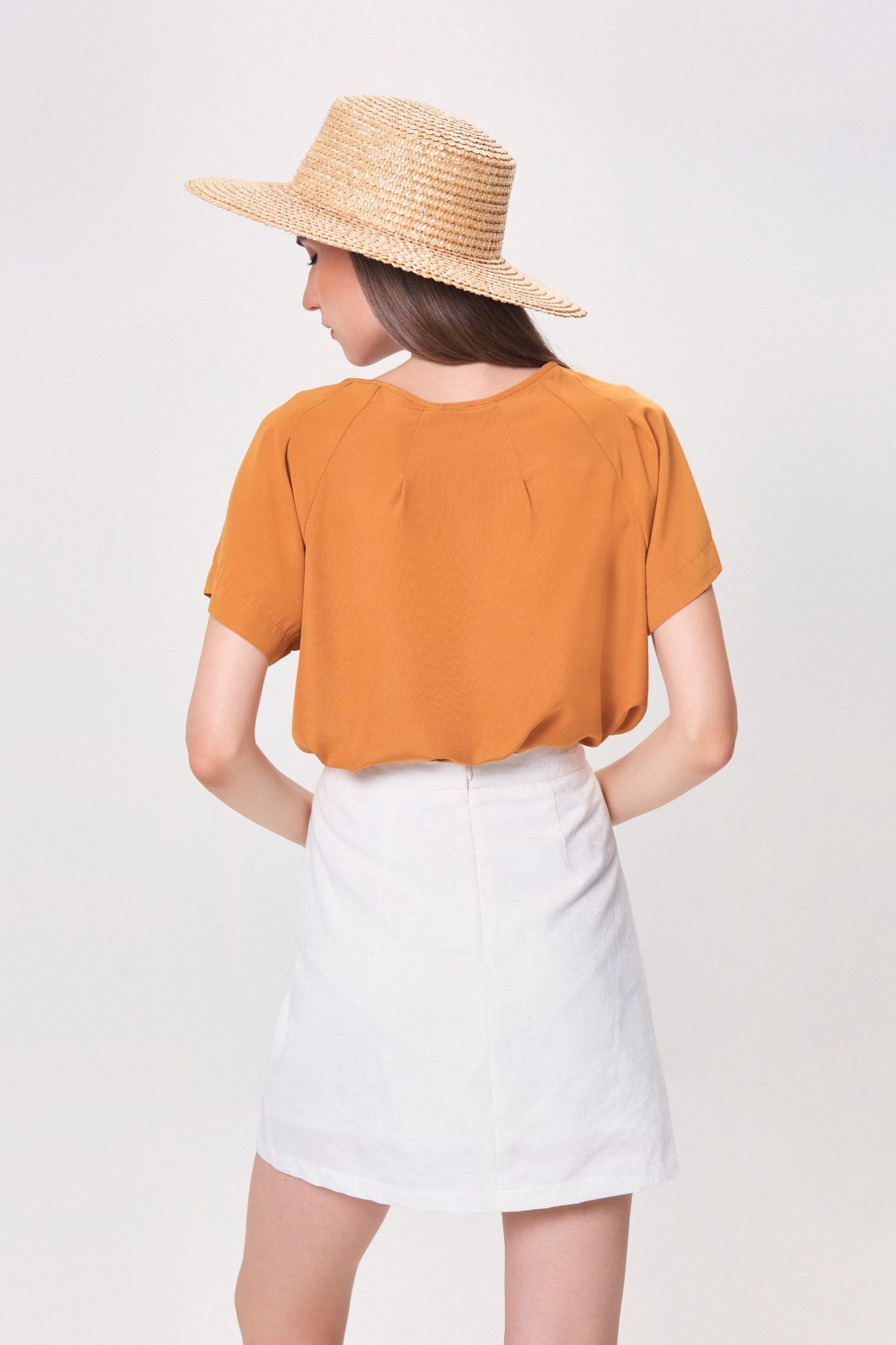 Váy A xếp 2 li A thân trước