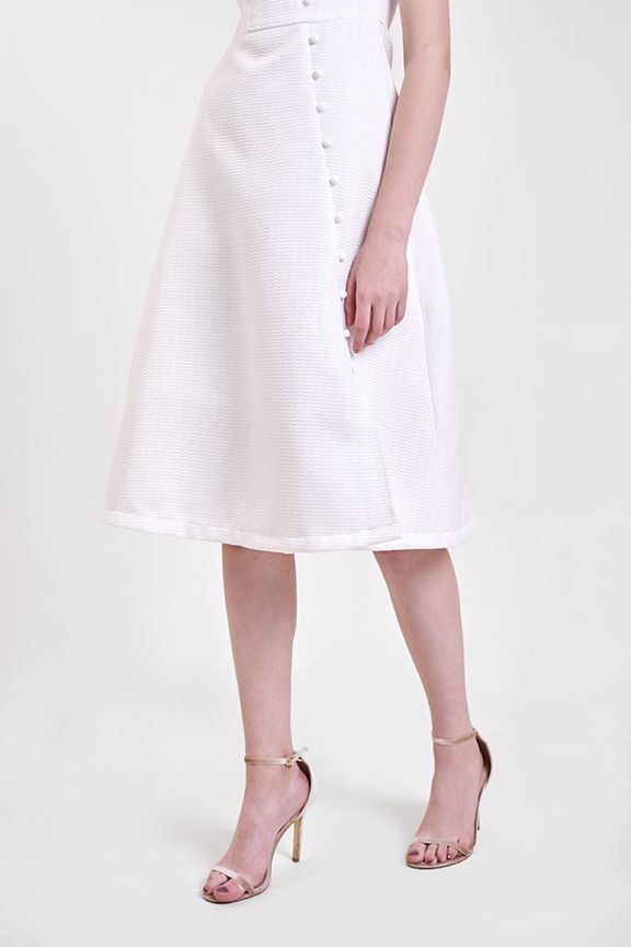 Đầm party vải tuyết nhấn nút bọc cutout
