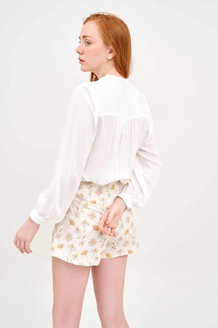 Áo sơmi linen mỏng tay dài dấu nẹp