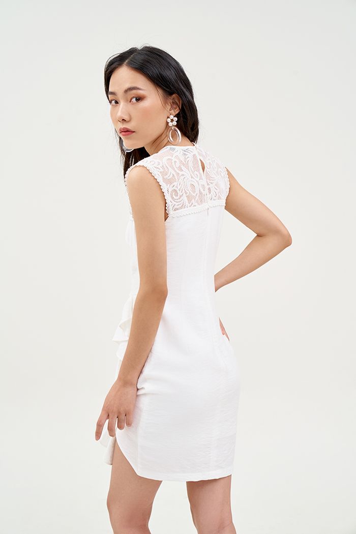 Đầm sát nách phối ren rút dây tùng