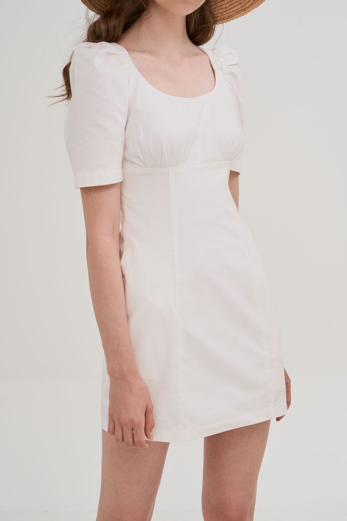 Đầm cotton tay lỡ cổ tròn nhún thun túi chìm