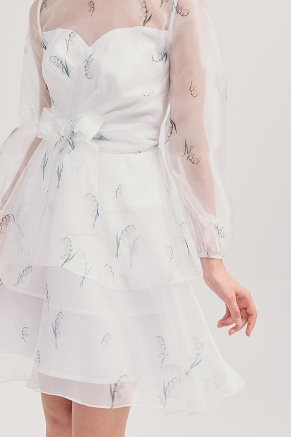 Đầm sheer in hoạ tiết spring 2019 tay lỡ