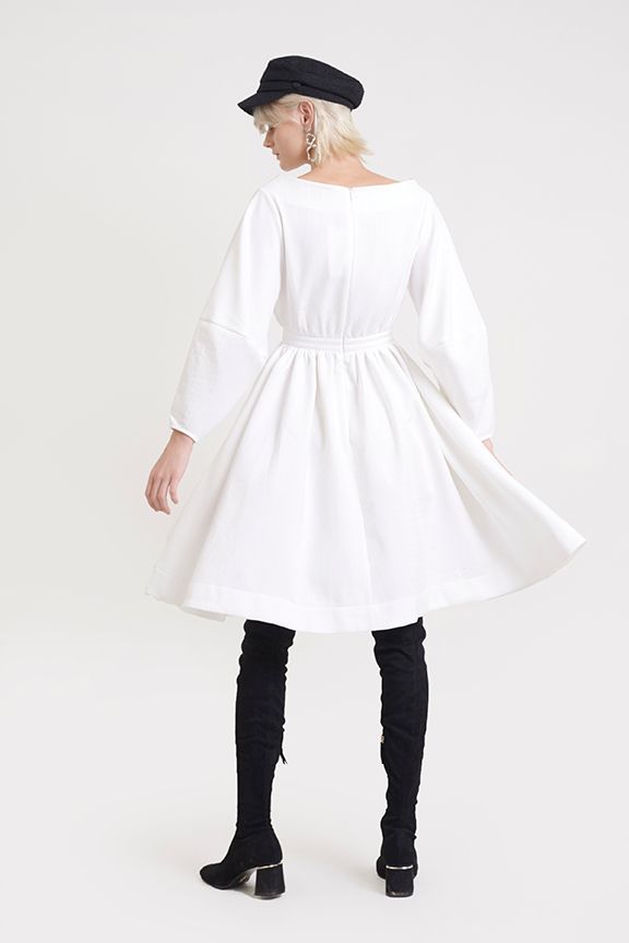 Đầm cổ điển form vest 10 nút