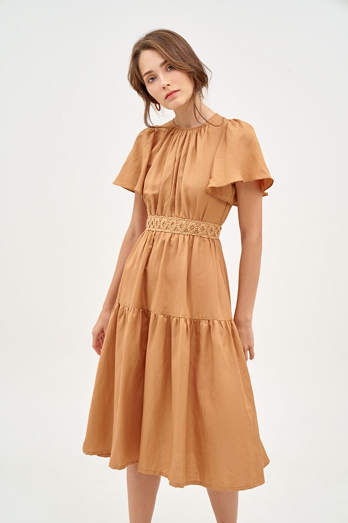 Đầm midi nhún cổ đắp ren eo