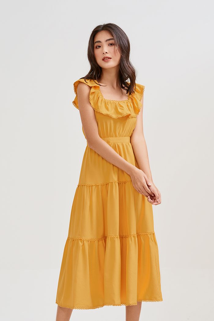 Đầm midi dài bèo nhấn ren 3 tầng
