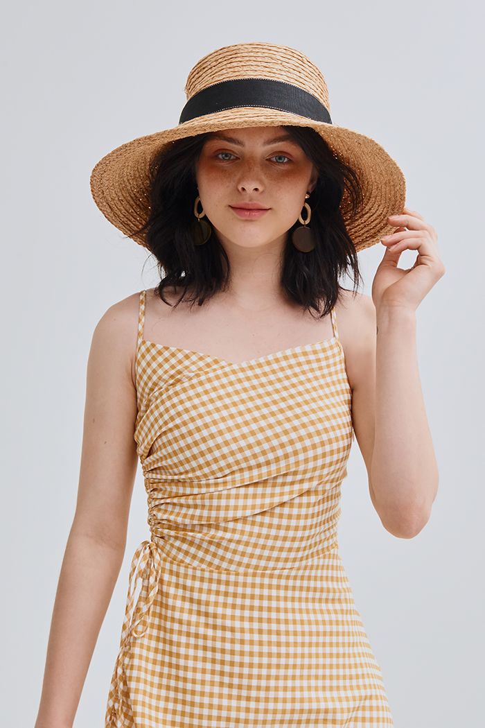 Đầm 2 dây caro rút nhún 1 bên eo