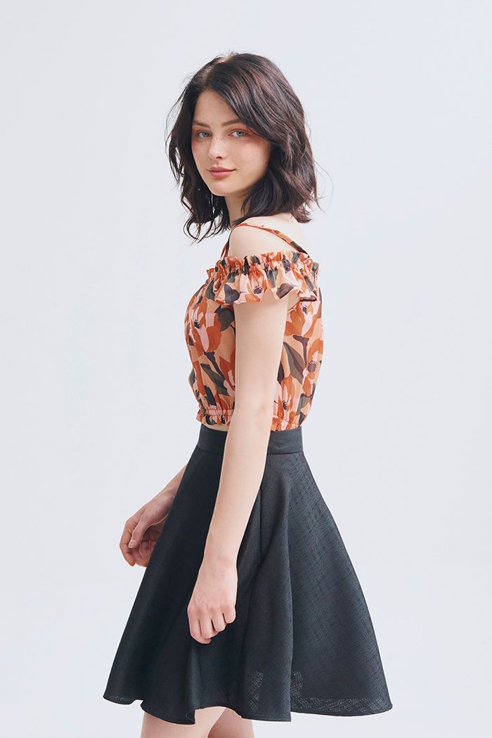 Áo crotop 2 dây bẹt vai nhún thun in hoạ tiết ss19