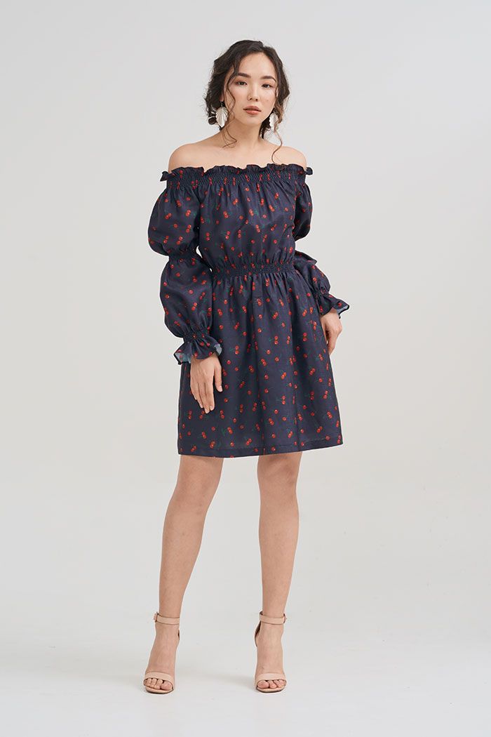 Đầm in hoạ tiết cherry bẹt vai nhún thun