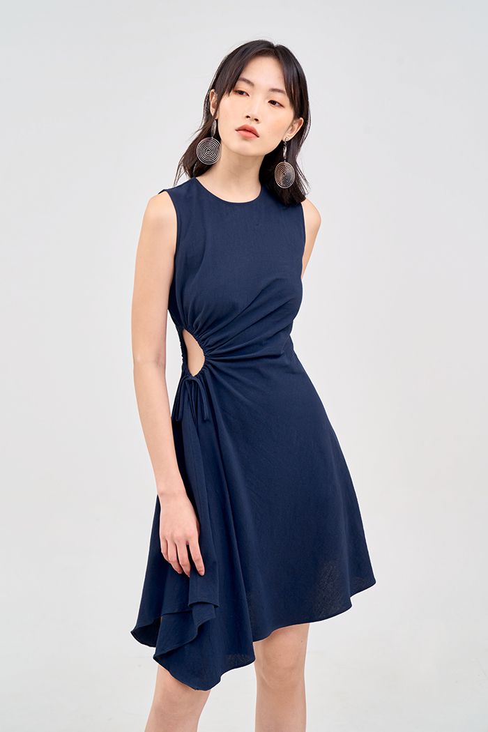 Đầm sát nát cutout rút dây hông