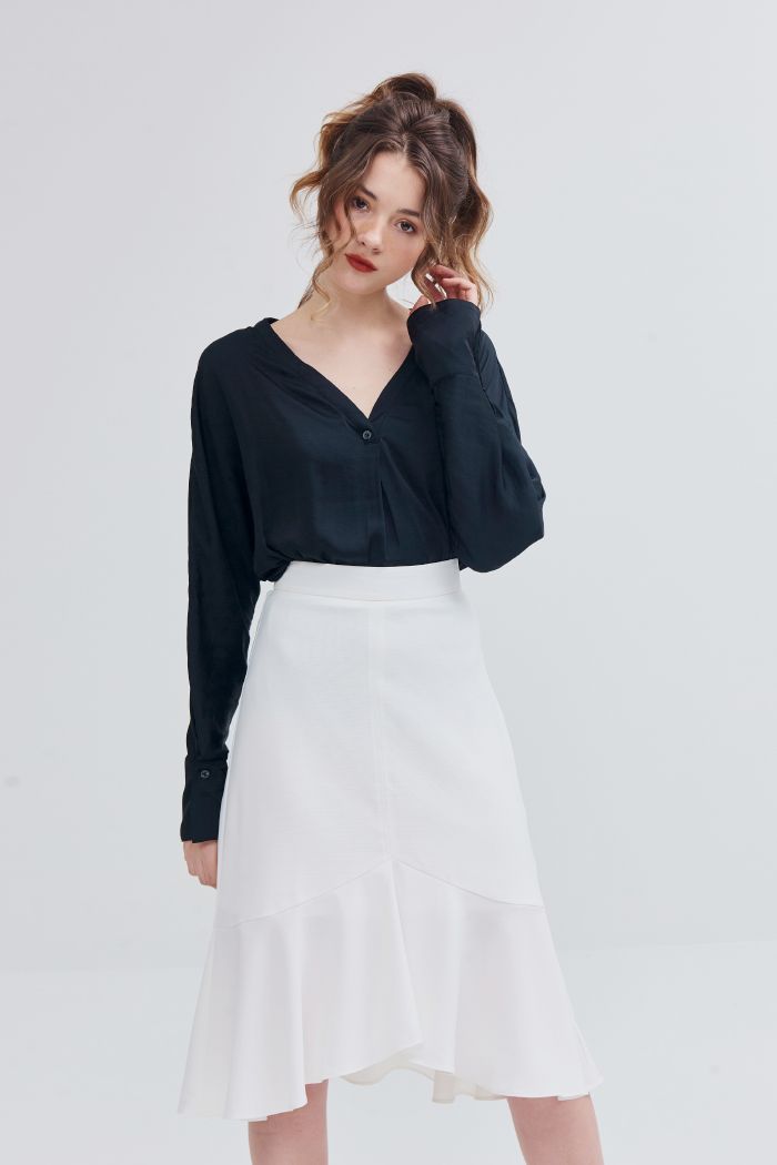 Áo lụa cổ tim tay dài
