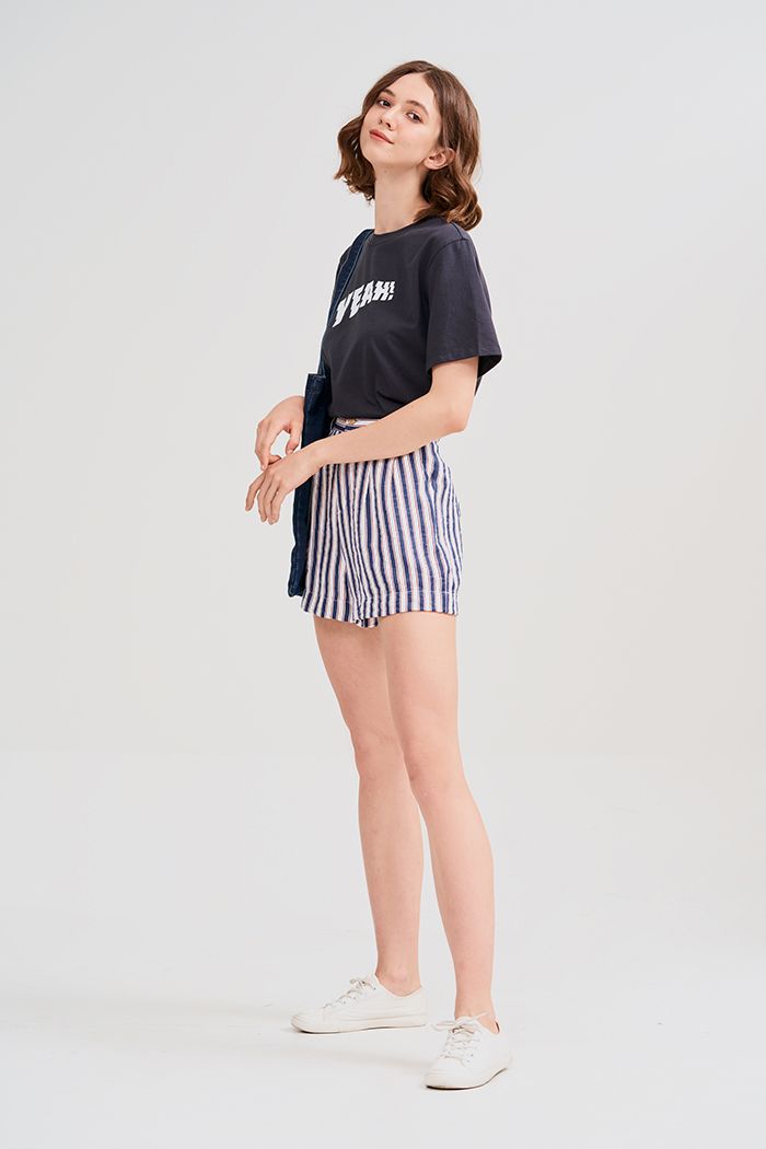 Quần short vải sọc 2 túi basis ss19