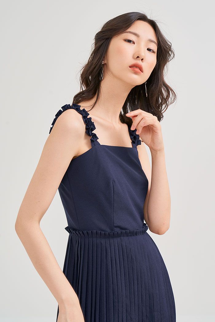 Đầm 2 dây midi dập li tùng